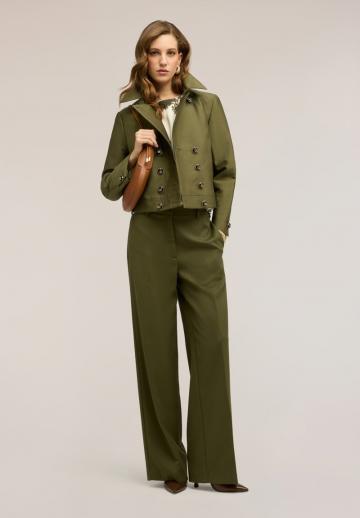 Блейзер с накладными карманами