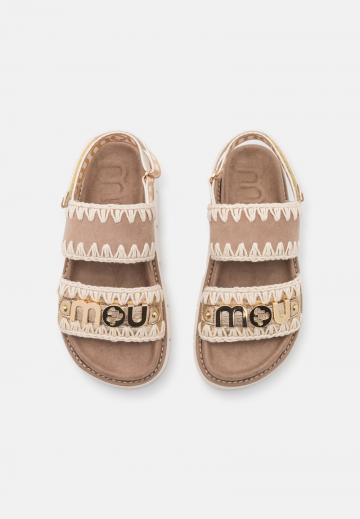 Босоножки на платформе