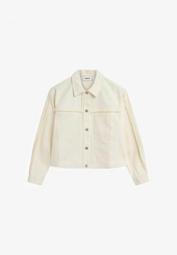 Куртка с накладнымит карманами