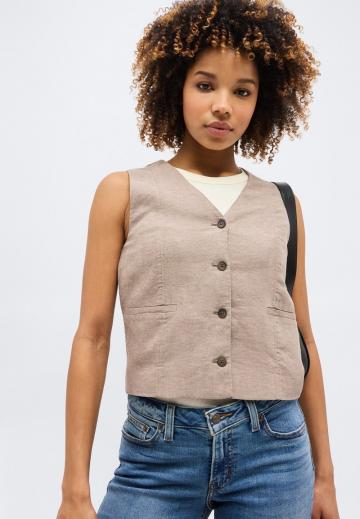 Джинсовая жилетка