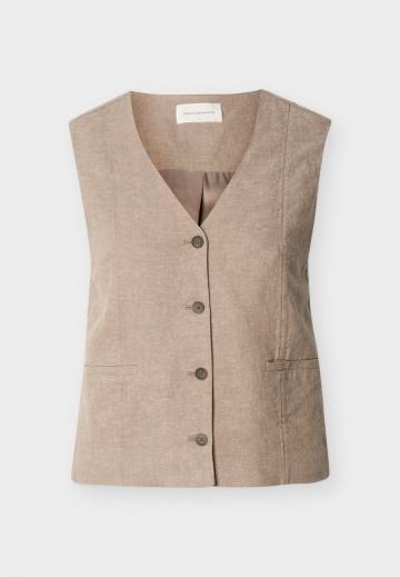 Джинсовая жилетка