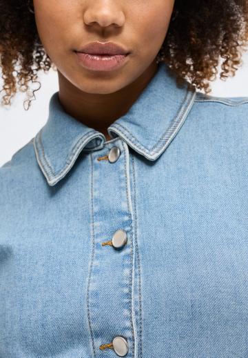 Джинсовая куртка