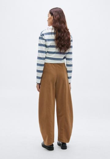 Спортивные штаны