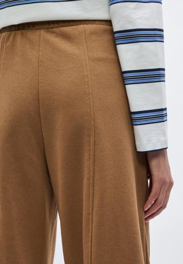 Спортивные штаны