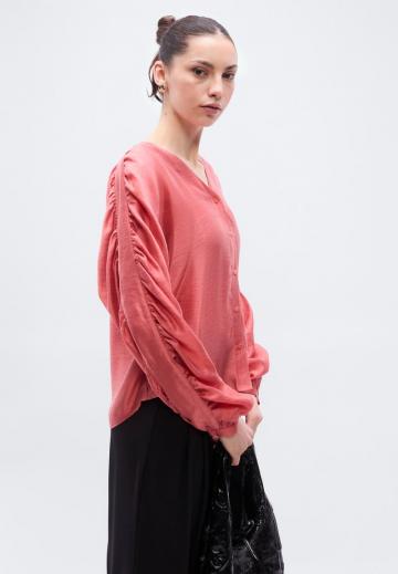 Атласная блузка