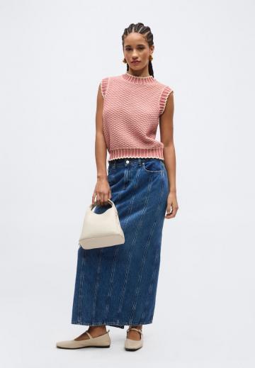 Пуловер без рукавов