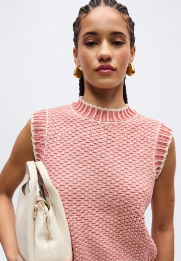 Пуловер без рукавов