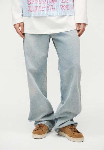 Свободные джинсы