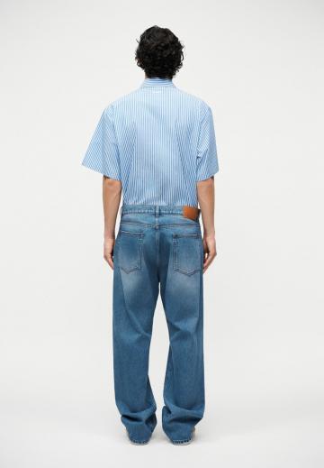 Свободные джинсы