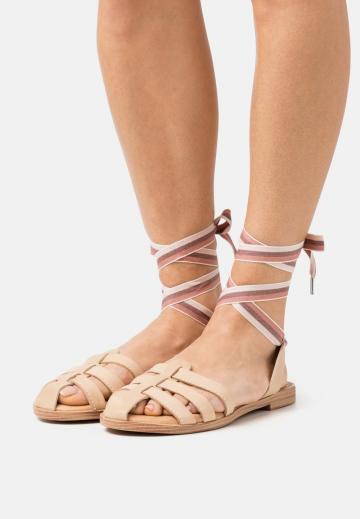 Римские сандалии