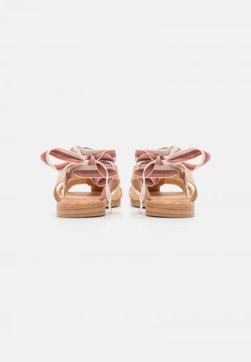 Римские сандалии