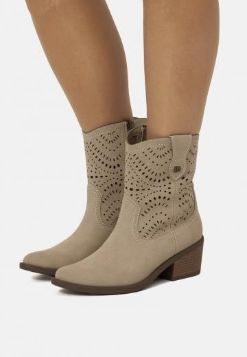 Ковбойские сапожки