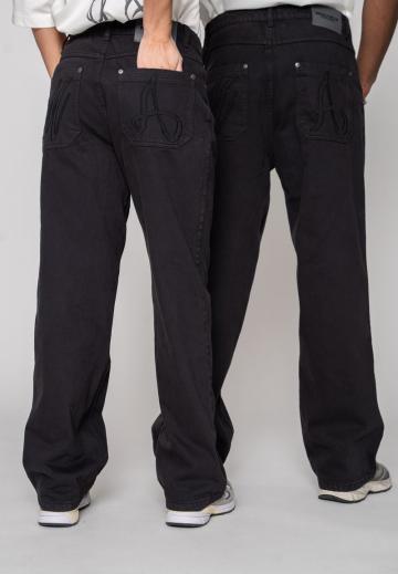 Свободные джинсы