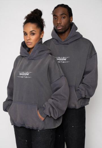 Пуловер с капюшоном