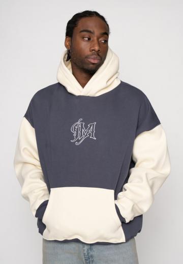 Пуловер с капюшоном