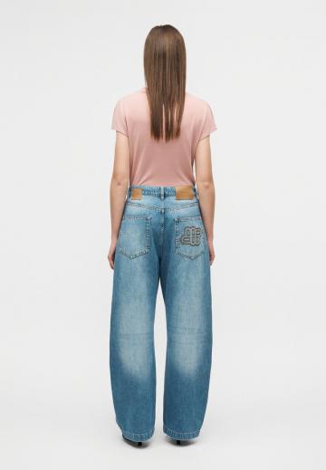 Джинсы бойфренда