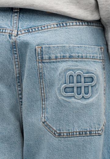 Джинсы бойфренда