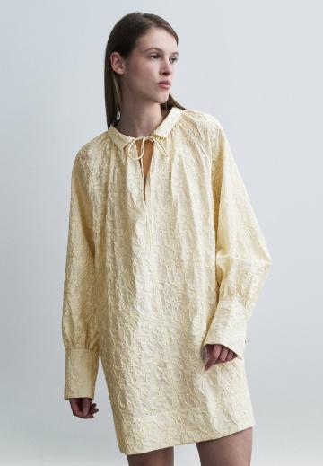 Короткое платье