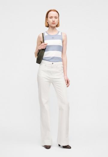 Клешеные джинсы