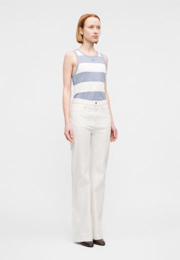 Клешеные джинсы