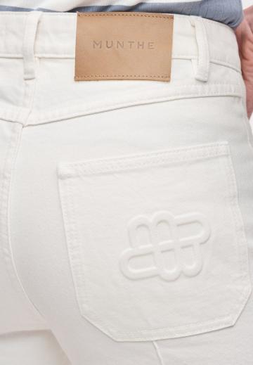 Клешеные джинсы