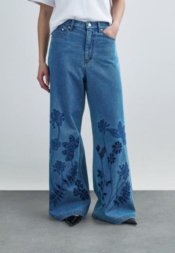 Джинсы бойфренда