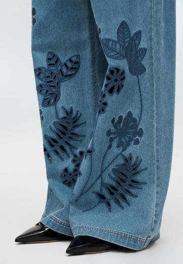 Джинсы бойфренда