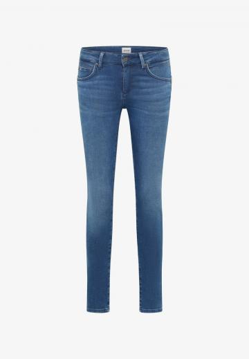 Узкие джинсы