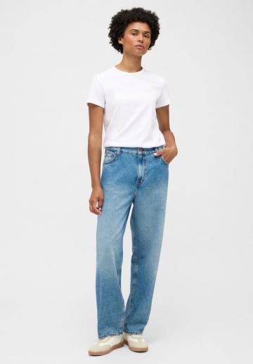 Свободные джинсы