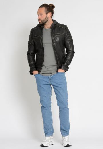 Кожаная куртка