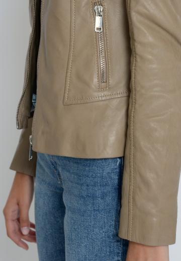 Кожаная куртка