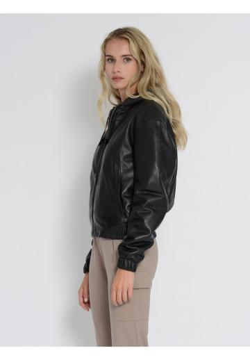 Кожаная куртка