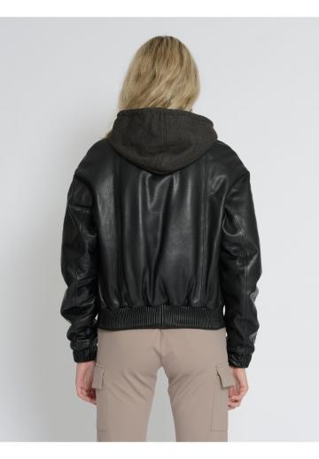 Кожаная куртка