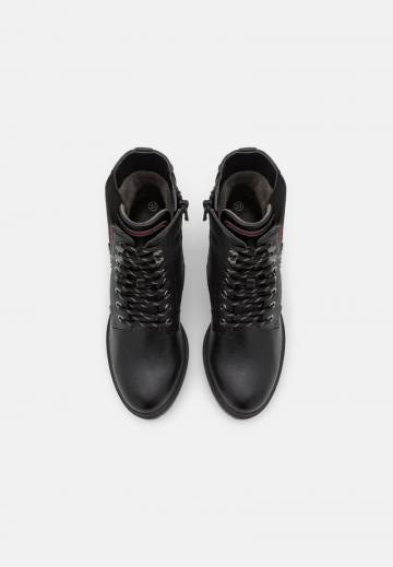 Полусапожки на платформе