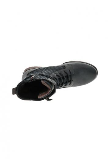 Ботинки на шнуровке