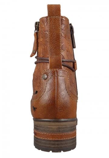 Ботинки на шнуровке