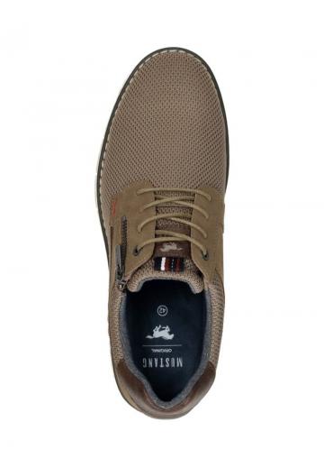 Ботинки на шнуровке