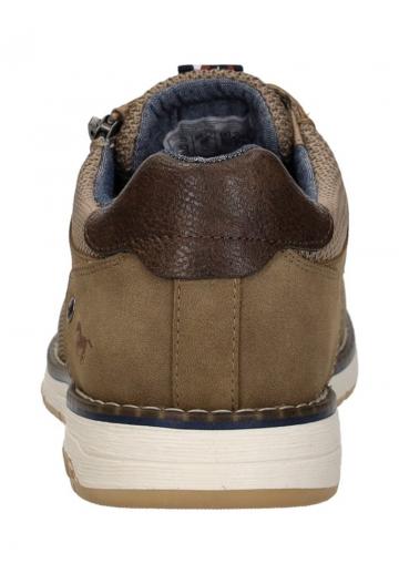 Ботинки на шнуровке