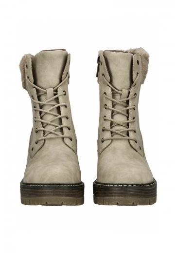 Зимние ботинки