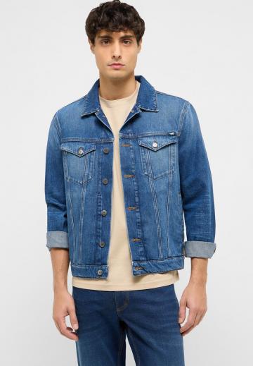 Джинсовая куртка