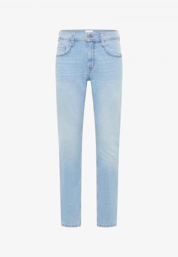 Узкие джинсы