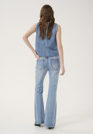 Клешеные брюки