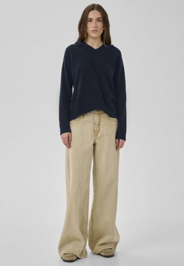 Пуловер с капюшоном