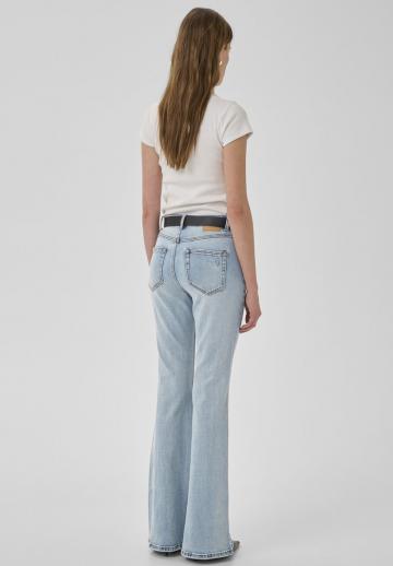 Клешеные брюки