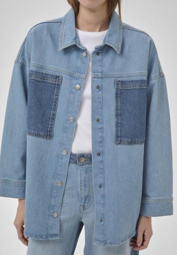 Короткое пальто