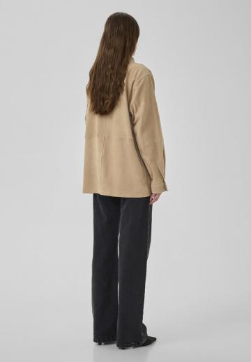 Пальто из искусственной кожи