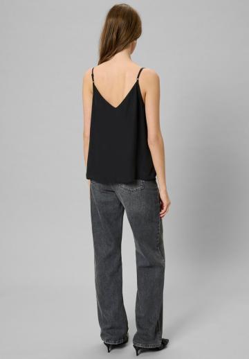 Топ на бретельках