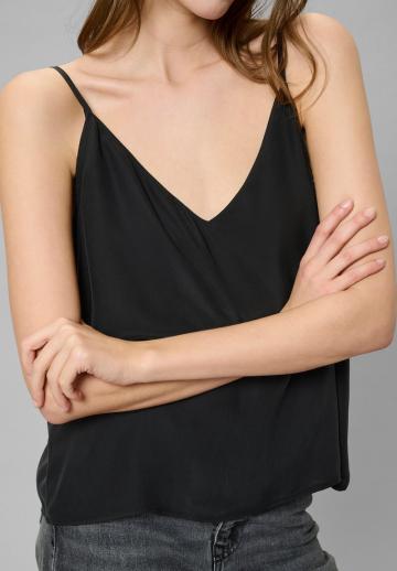 Топ на бретельках