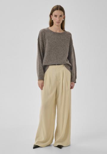 Длинный пуловер