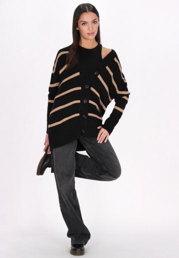 Длинный жилет